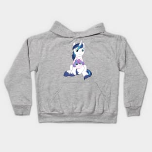 Shining Armor holding Flurry Heart Kids Hoodie